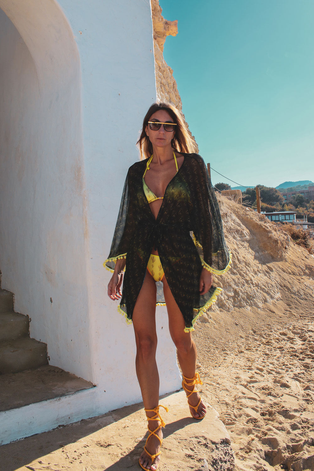 immagine 4 di copricostume kimono donna stampa gorilla colore nero modello Ibiza di FédebyFéde