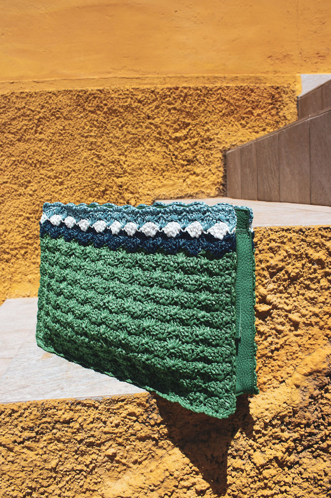 immagine 1 di borsa all'uncinetto modello vernazza colore verde smeraldo di fedebyfede